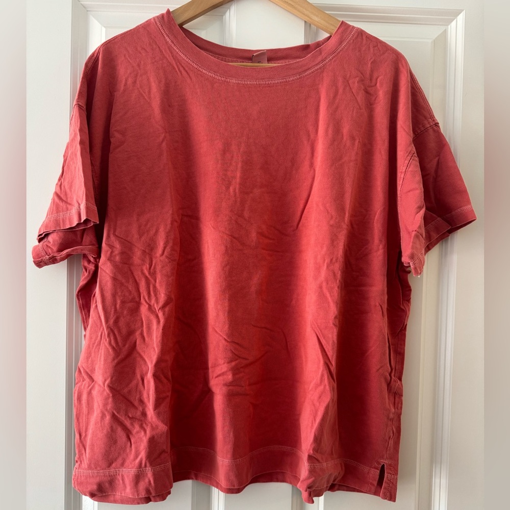 Old Navy Red vintage rust red color size large never been worn